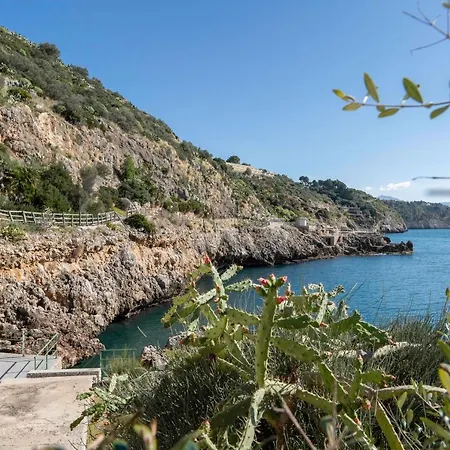 Villa Giacona Venuti Terrasini