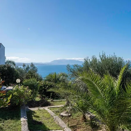 Giacona Venuti Villa *